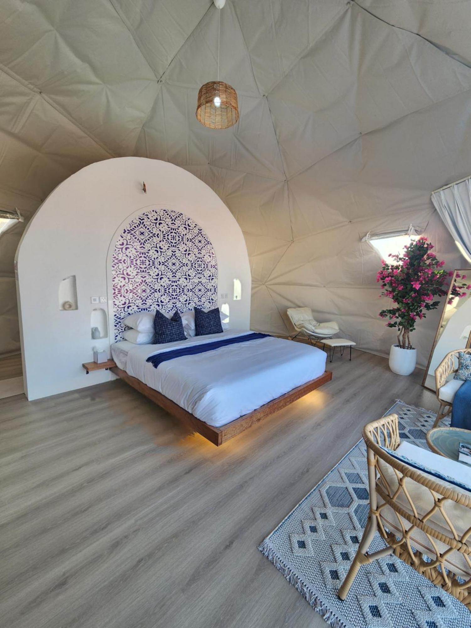 Bubbles Domes Private Cmp Al Wasil
