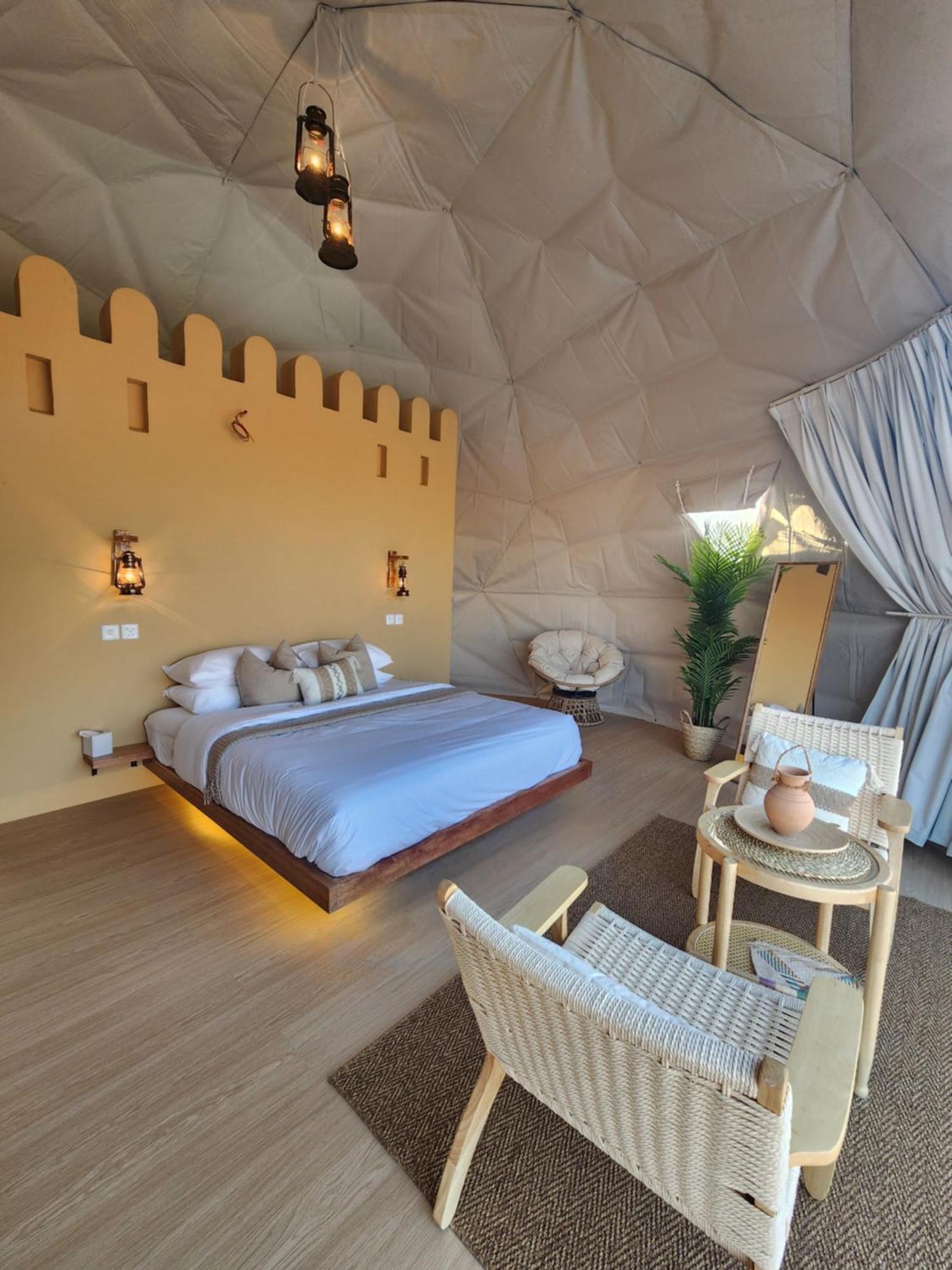 Bubbles Domes Private Cmp Al Wasil