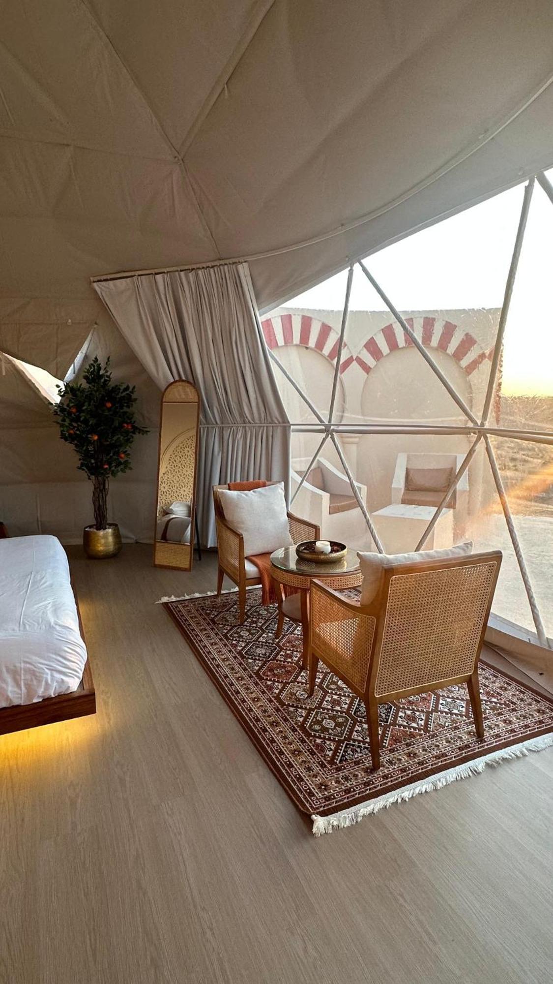 Bubbles Domes Private Cmp Campsite Al Wasil